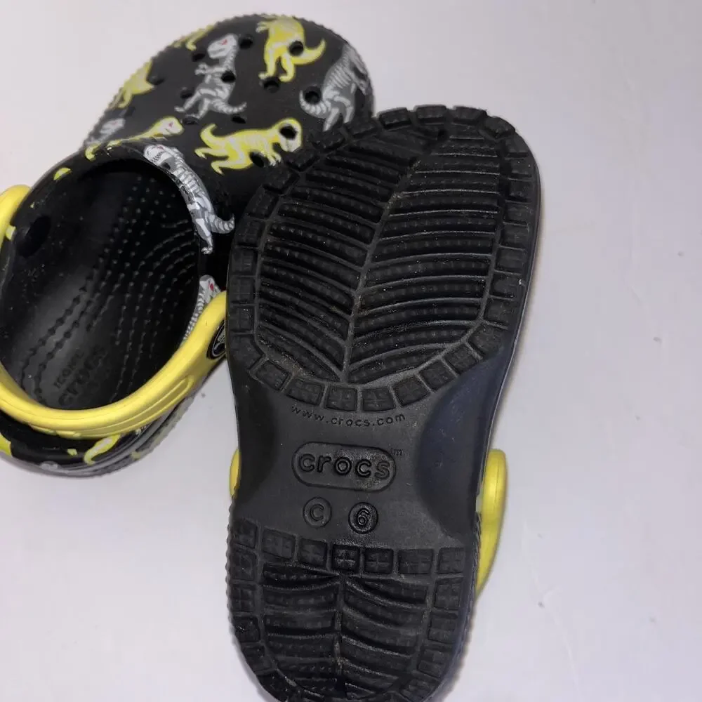 Crocs Classic Easy Icon Clog Toddler C6 Black T-Rex Dinosaur Skeleton Print